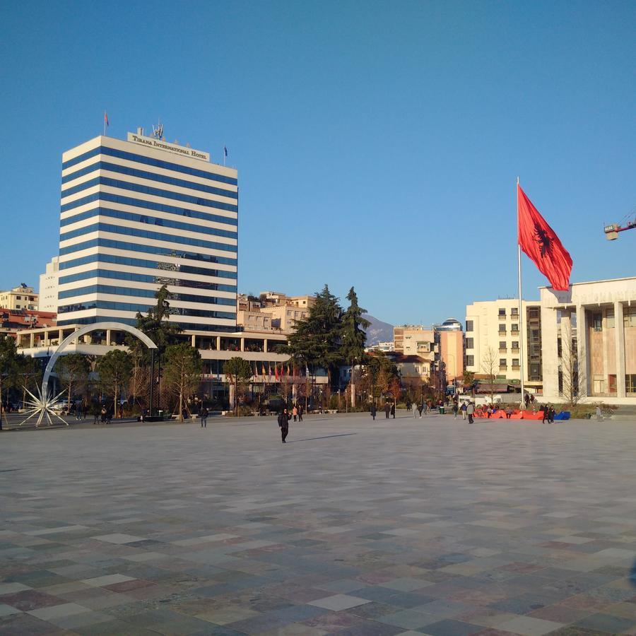 Fleur Apartment Tiran Dış mekan fotoğraf